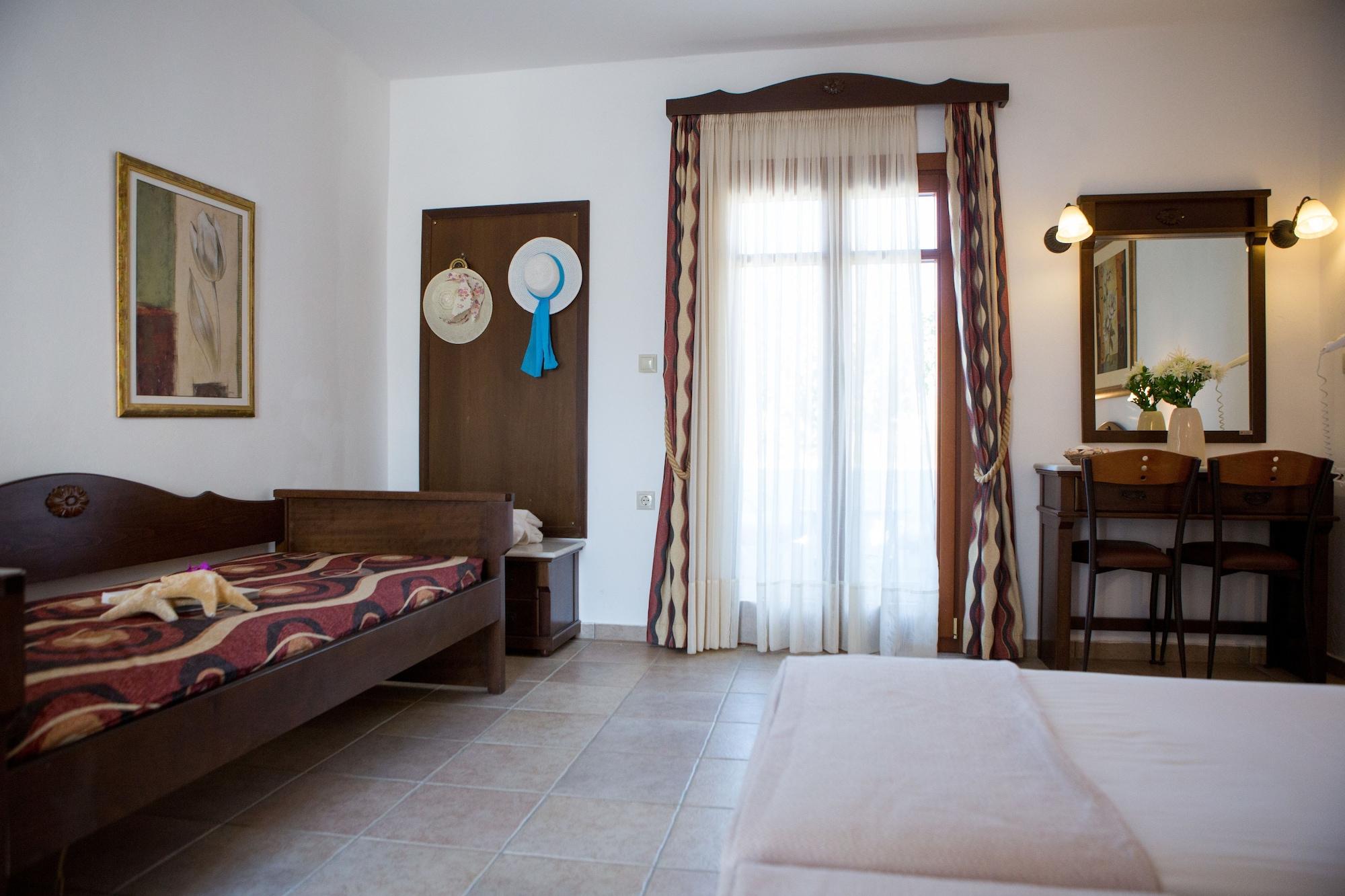 Plaza Beach Hotel Pláka Екстериор снимка