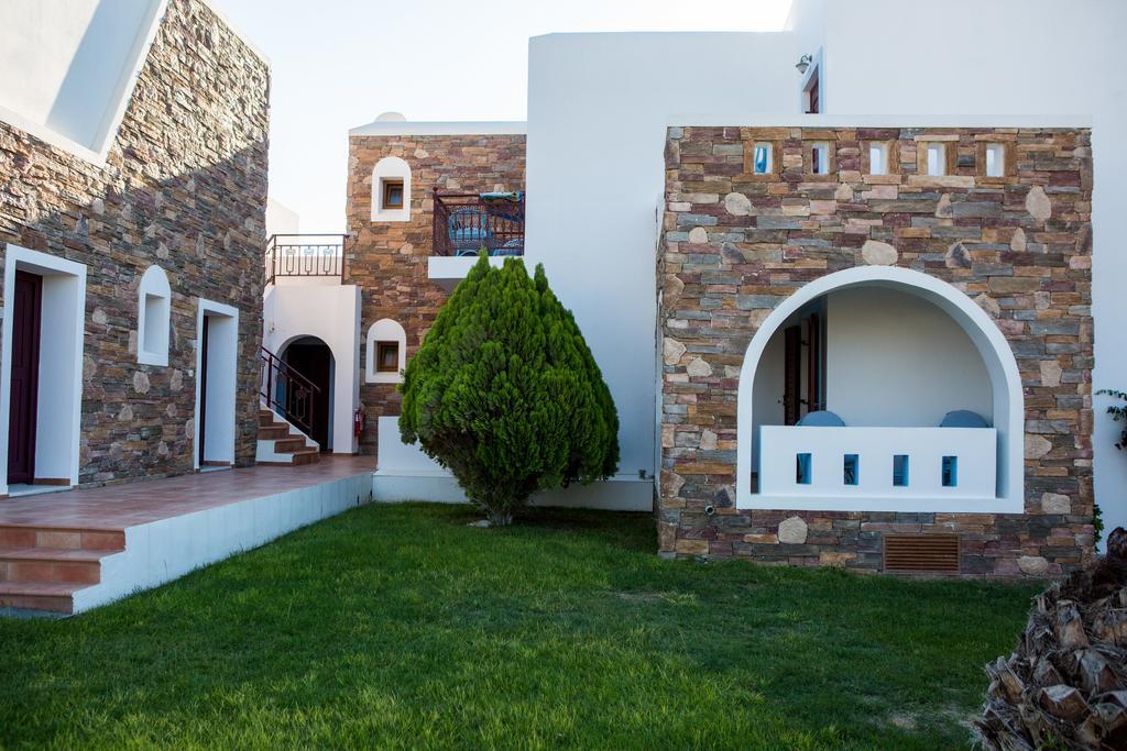 Plaza Beach Hotel Pláka Екстериор снимка